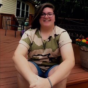 Meet your Posher, Sara